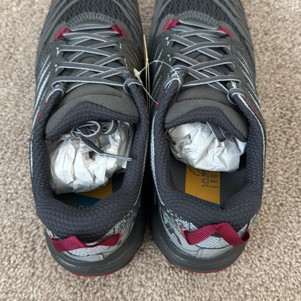 La Sportiva Akasha Trail Running Shoes, Women’s 9.5 - Picture 4 of 10